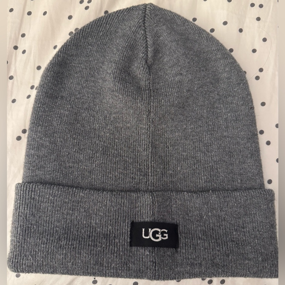 NWOT Authentic UGG Hat - OS